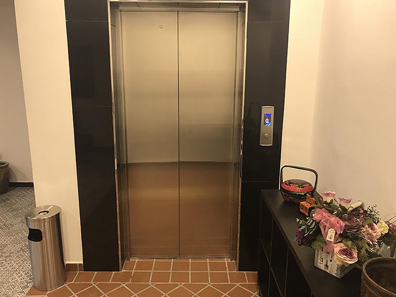 Potpourri Boutique Elevator